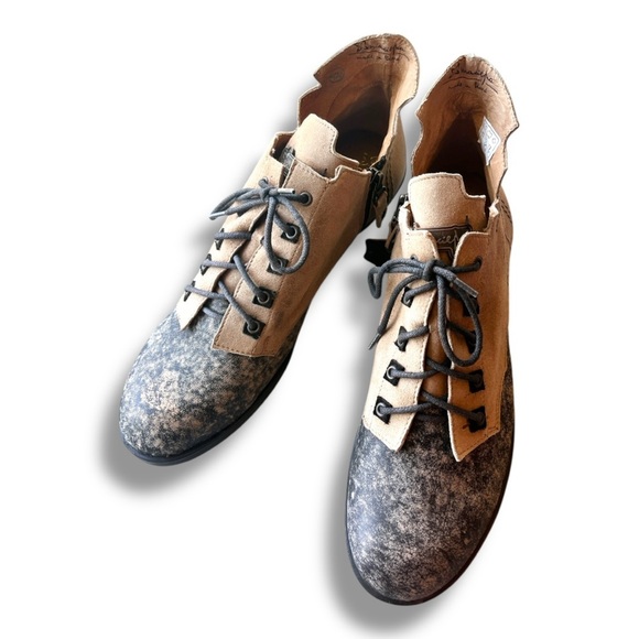 Maciejka Boho Tan/Gray Genuine Suede Leather Lace Up Chukka Ankle Boots NEW Sz 9 - Picture 8 of 14